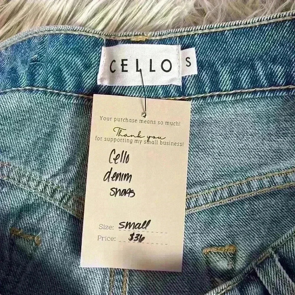 NWT Cello Light Wash Distressed Daisy Duke Jean Shorts, S - Picture 6 of 7